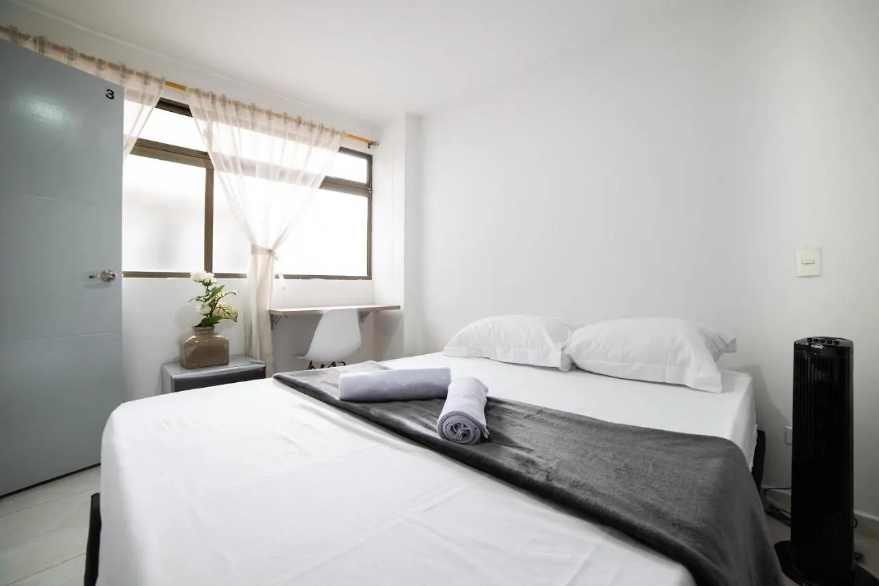Descansa Y Explora Habitacion Privada En Medellin C